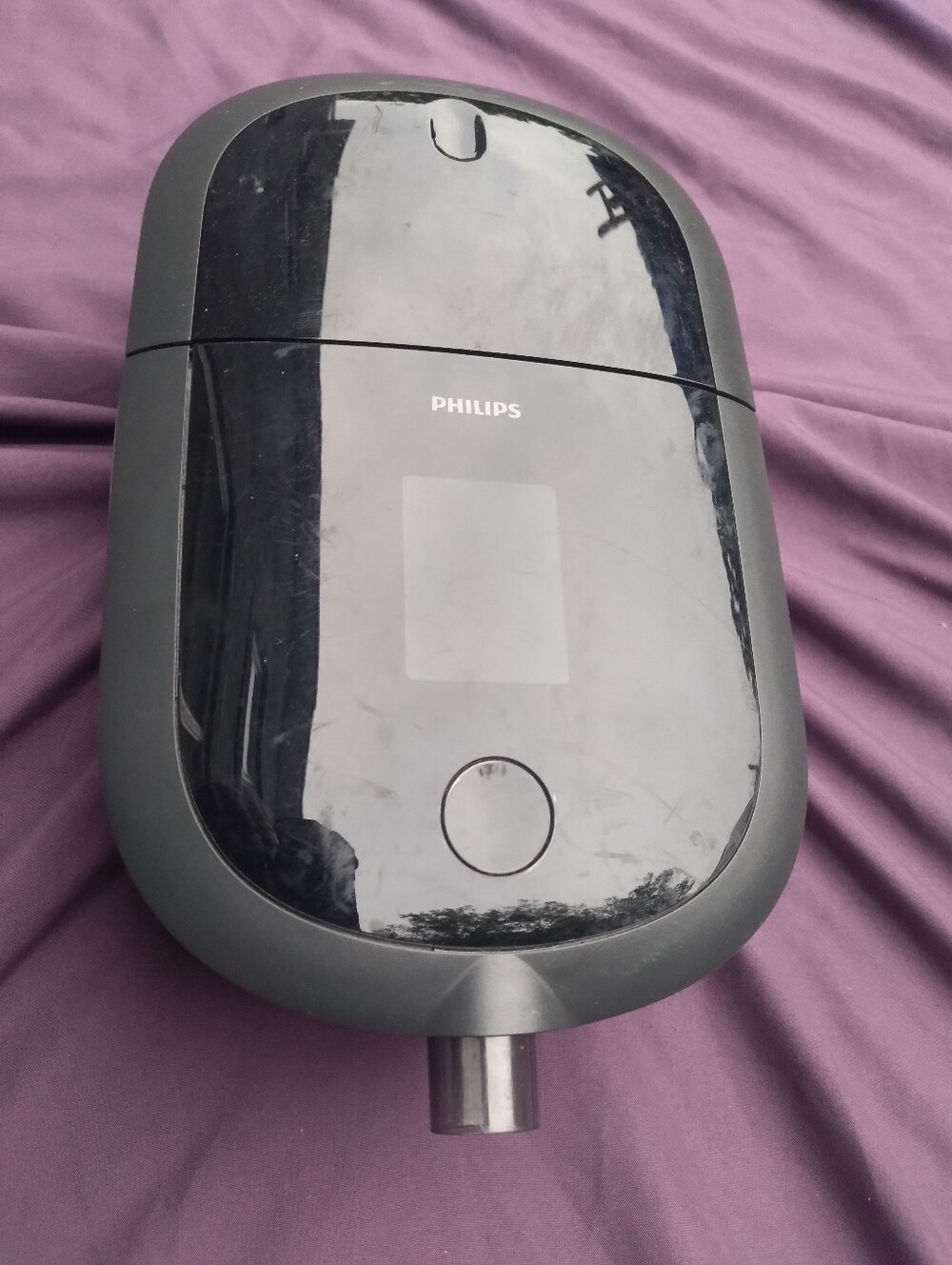 Philips Black and Gray Handheld Garment Steamer Needs Power Chord